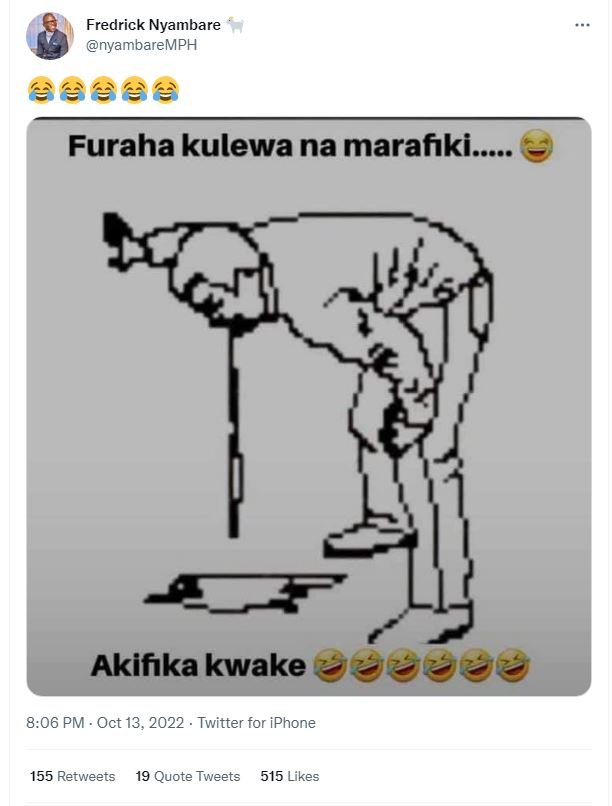 Fredrick nyambare nyambaremph furaha kulewa na marafiki... akifika kwake 8.06 pm