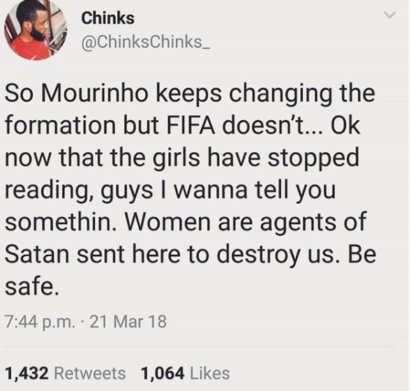 Chinks chinkschinks _ so mourinho keeps changing the formation but fifa doesn't