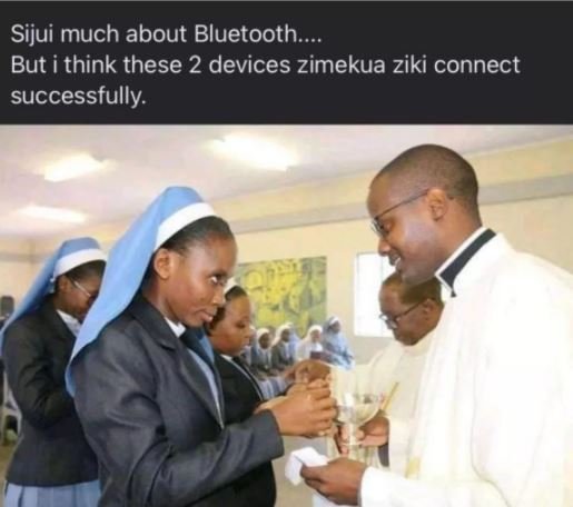 Sijui much about Bluetooth But i think these 2 devices zimekua ziki connect succ