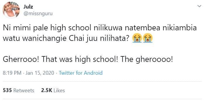 Julz missnguru ni mimi pale high school nilikuwa natembea nikiambia watu wanicha