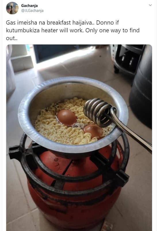 Gachanja jlgachanja gas imeisha na breakfast haijaiva.. donno if kutumbukiza hea
