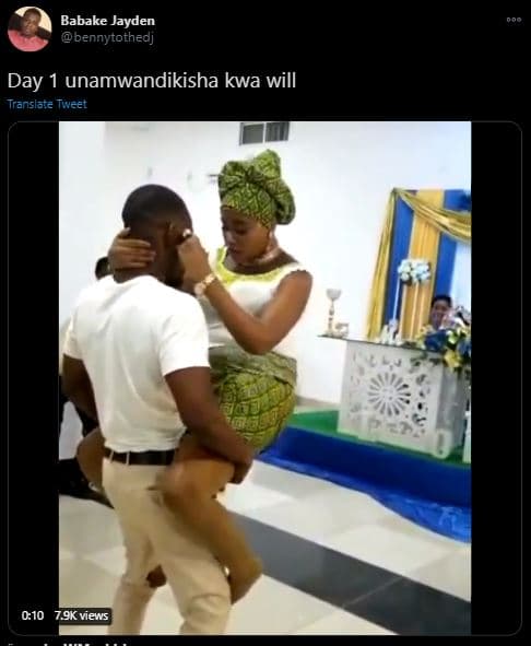 Babake jayden bennytothedj day unamwandikisha kwa will translate tweet 010 7.9k