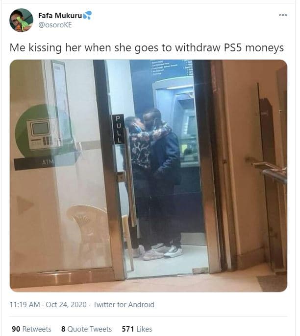 Fafa mukuru osoroke me kissing her when she goes to withdraw ps5 moneys 11.19 am