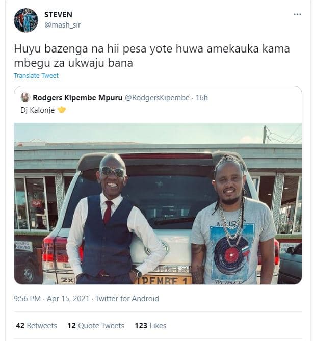 Steven mash_sir huyu bazenga na hii pesa yote huwa amekauka kama mbegu za ukwaju