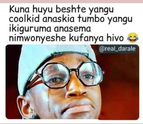 Kuna huyu beshte yangu coolkid anaskia tumbo yangu ikiguruma anasema nimwonyeshe
