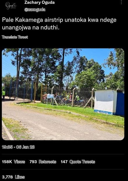 Zachary oguda 0 zapguãa pale kakamega airstrip unatoka kwa ndege unangojwa na nd