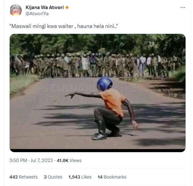 Kijana wa atwori atworiya maswali mingi kwa waiter hauna hela nini . 3.50 pm . j