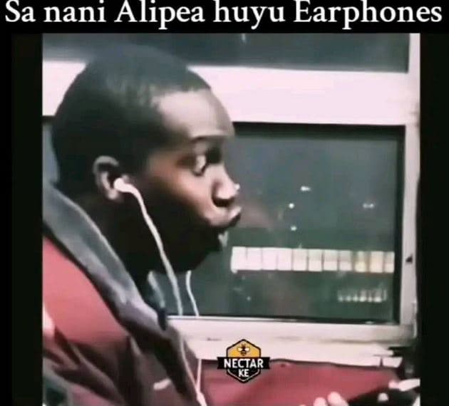 Sa nani alipea huyu earphones nectar