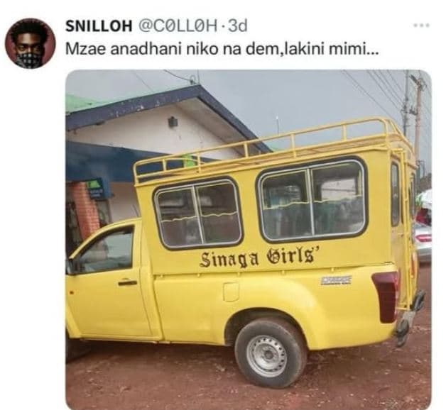 Snilloh colloh . 3d mzae anadhani niko na dem,lakini mimi. sinaga irls'