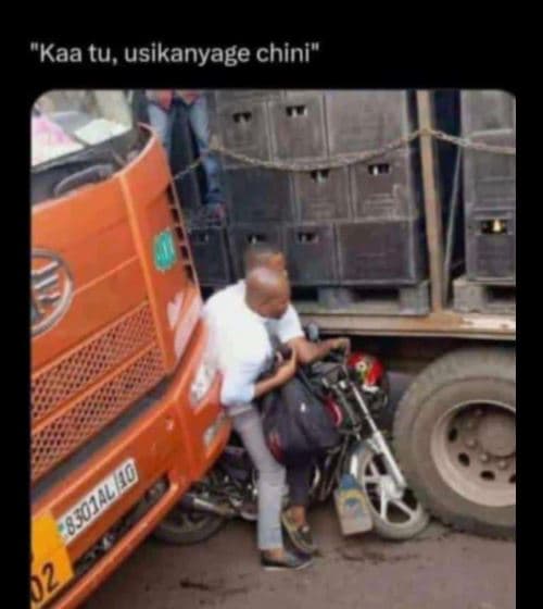 Kaa ftu, usikanyage chini ssoilid